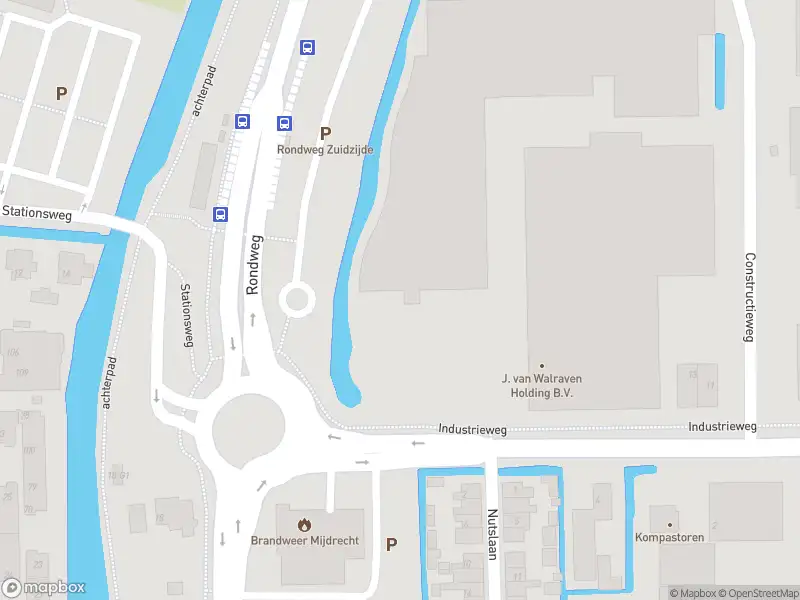 Politie naar de Rondweg in Mijdrecht vanwege personen te water
