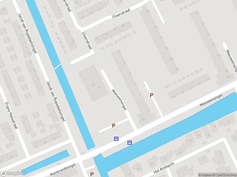 Ambulance met gepaste spoed naar de Meeuwensingel in Capelle aan den IJssel
