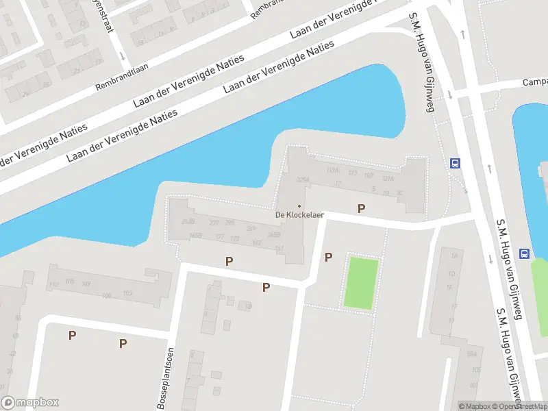 Ambulance met gepaste spoed naar de Tak van Poortvlietstraat in Dordrecht