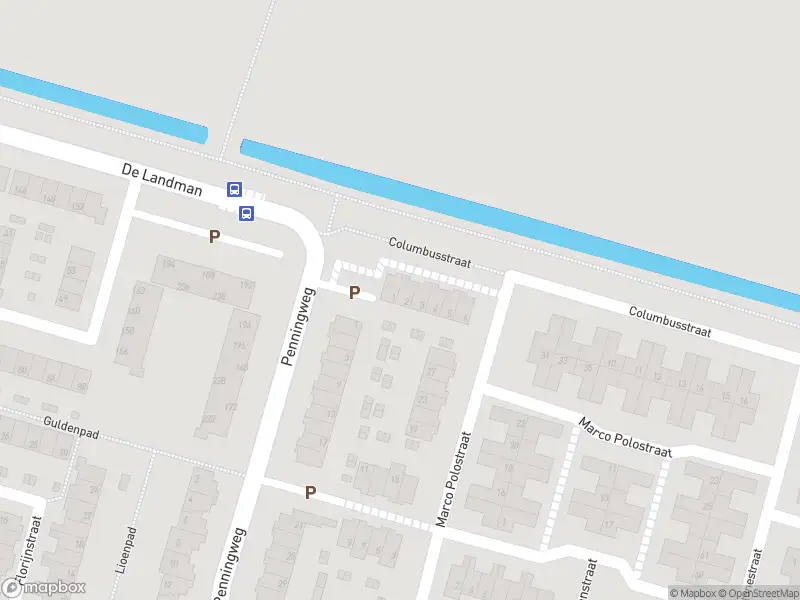 Ambulance met grote spoed naar de Columbusstraat in Alkmaar