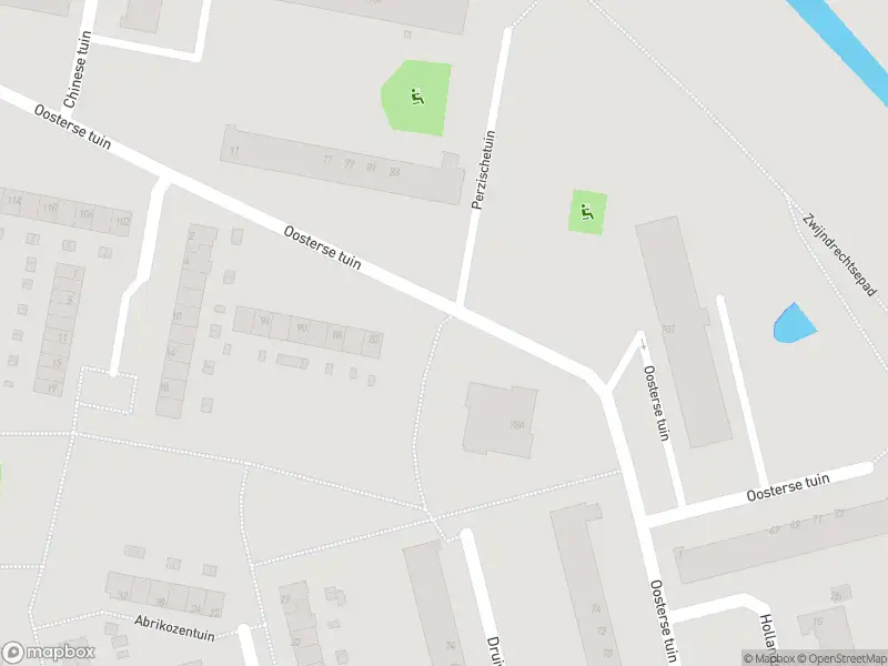 Ambulance met grote spoed naar de Oosterse tuin in Rotterdam