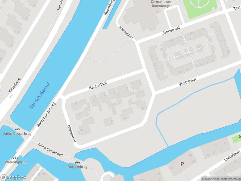 Ambulance met grote spoed naar de Kasteelhof in Leiden