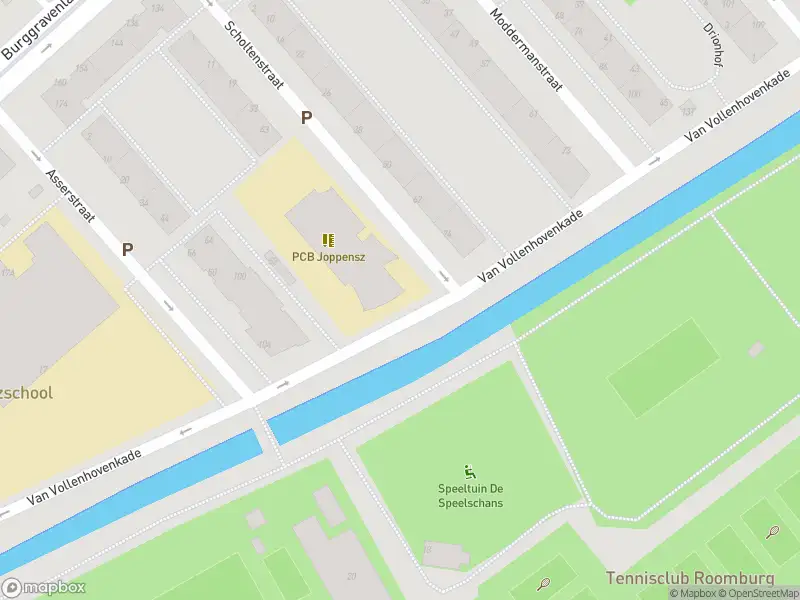 Ambulance met gepaste spoed naar de Van Vollenhovenkade in Leiden