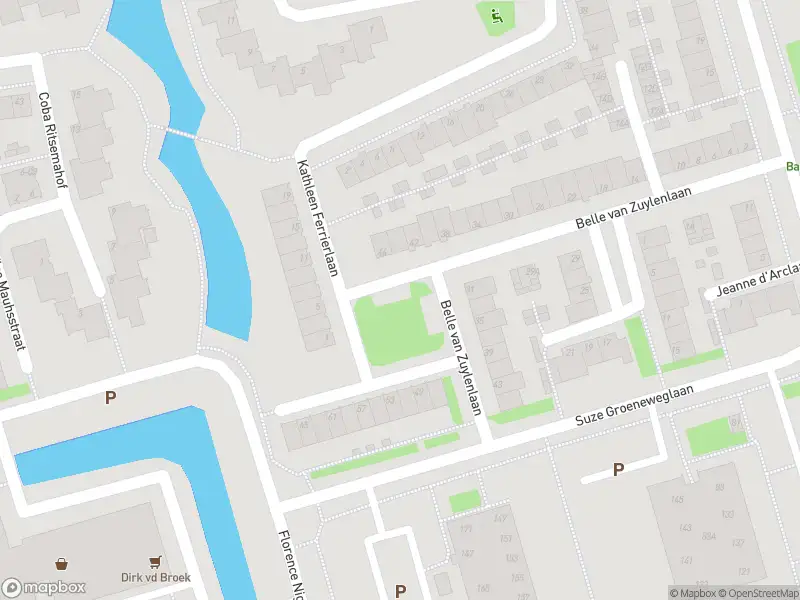 Ambulance met grote spoed naar de Riek Blokland-Paterlaan in Amstelveen