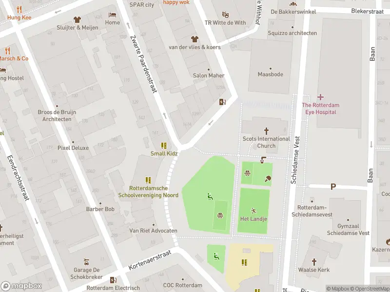 Ambulance met grote spoed naar de Westersingel in Rotterdam