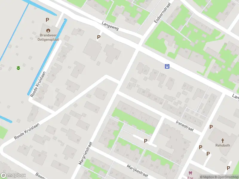 Ambulance met grote spoed naar de Margrietstraat in Ooltgensplaat