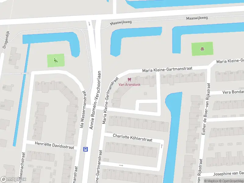 Ambulance met gepaste spoed naar de Maria Kleine-Gartmanstraat in Spijkenisse