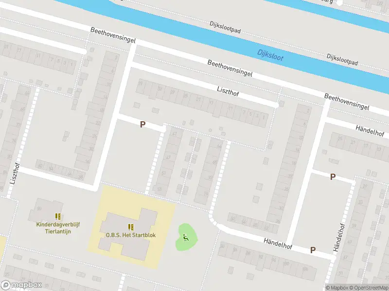 Ambulance met gepaste spoed naar de Sterrenlaan in Alphen aan den Rijn