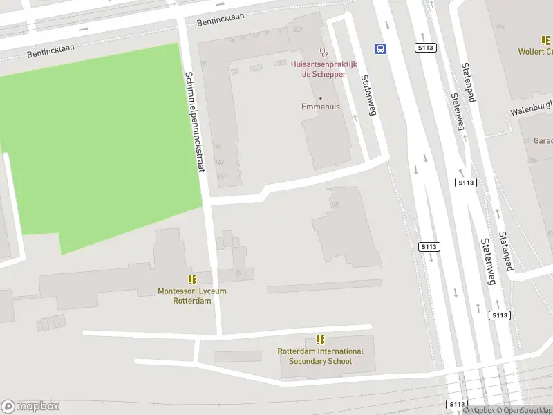 Ambulance met gepaste spoed naar de Schimmelpenninckstraat in Rotterdam