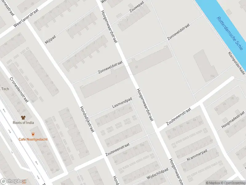 Ambulance met grote spoed naar de Hoogenwaardstraat in Rotterdam