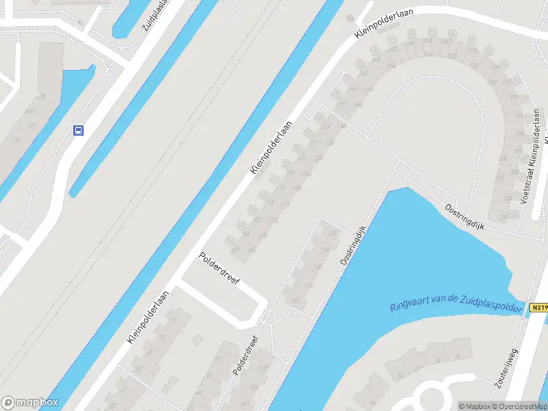 Ambulance met gepaste spoed naar de Kleinpolderlaan in Nieuwerkerk aan den IJssel