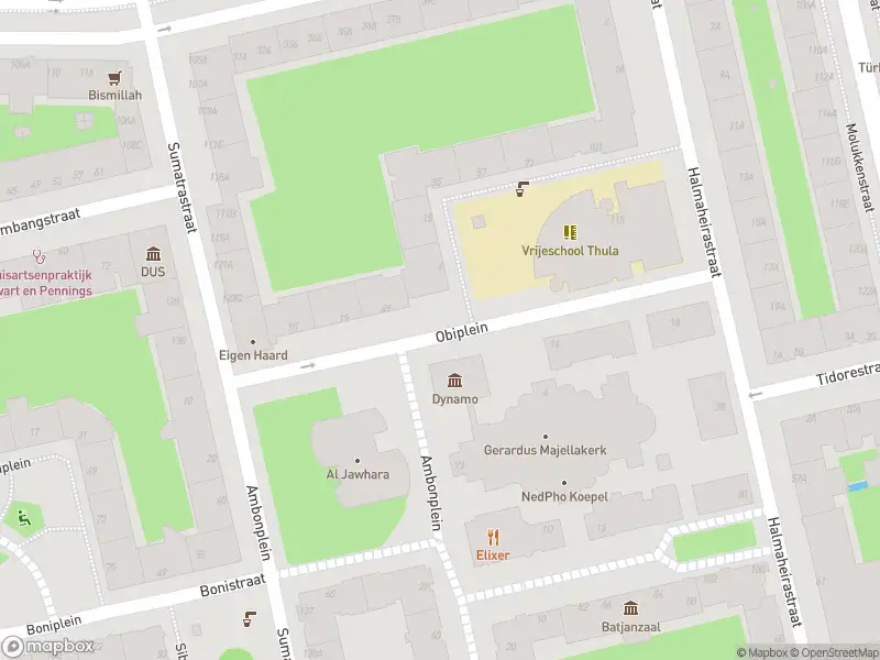 Brandweer met grote spoed naar de Obiplein in Amsterdam vanwege reanimatie