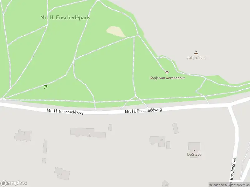 Ambulance met gepaste spoed naar de Parkweg in Bloemendaal