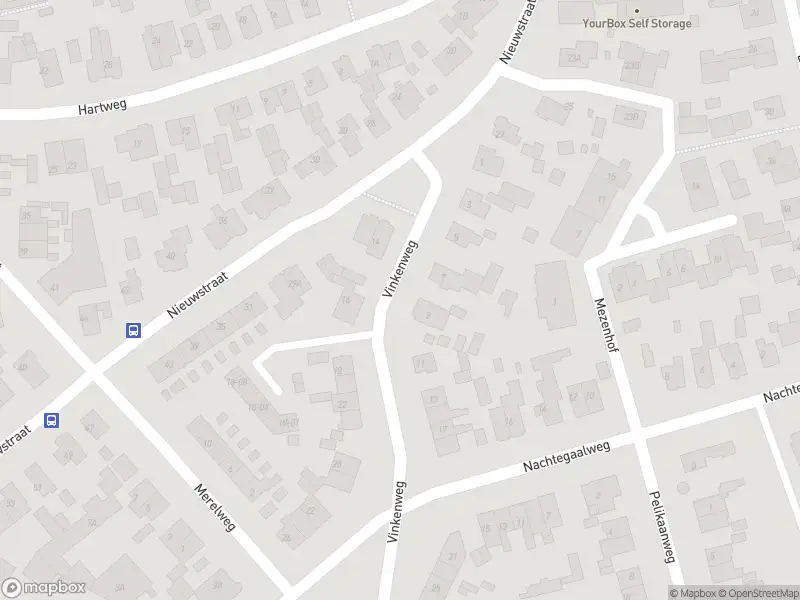 Politie naar de Troelstrastraat in Soest