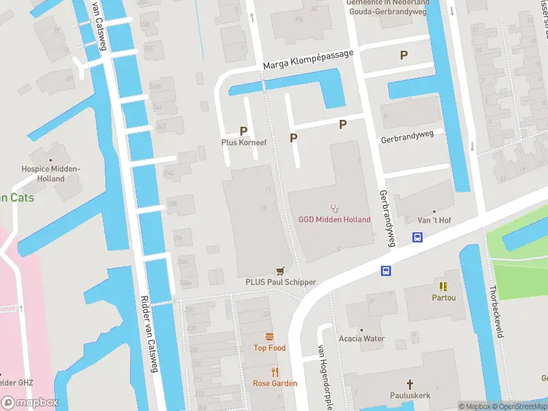 Ambulance met grote spoed naar de Marga Klompépassage in Gouda