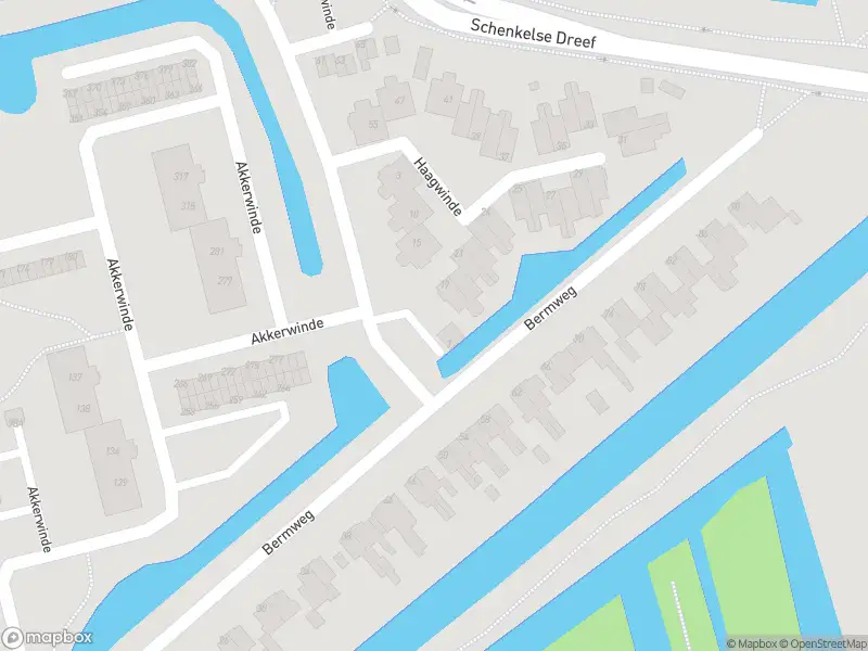 Brandweer met gepaste spoed naar de Akkerwinde in Capelle aan den IJssel