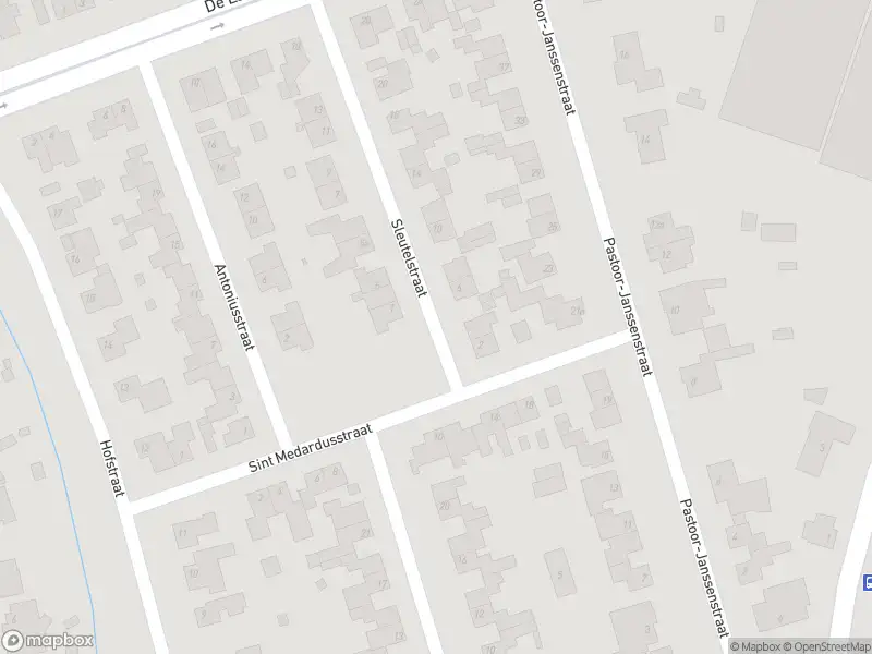 Ambulance met grote spoed naar de Sleutelstraat in Wessem