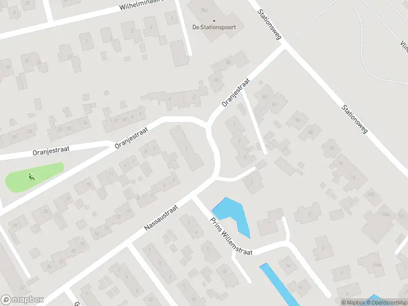 Ambulance met gepaste spoed naar de Nassaustraat in Barendrecht