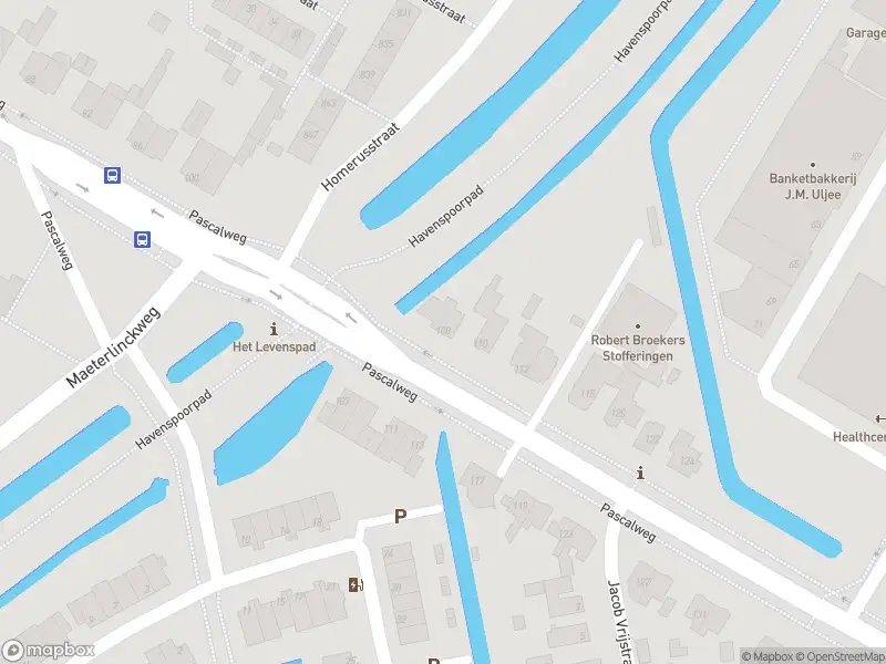 Ambulance met gepaste spoed naar de Pascalweg in Rotterdam