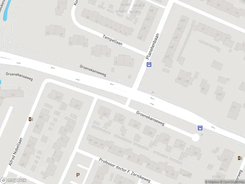 Brandweer met grote spoed naar de Plutolaan in Bilthoven vanwege gebouwbrand