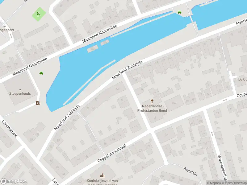 Ambulance met gepaste spoed naar de Maarland Zuidzijde in Brielle