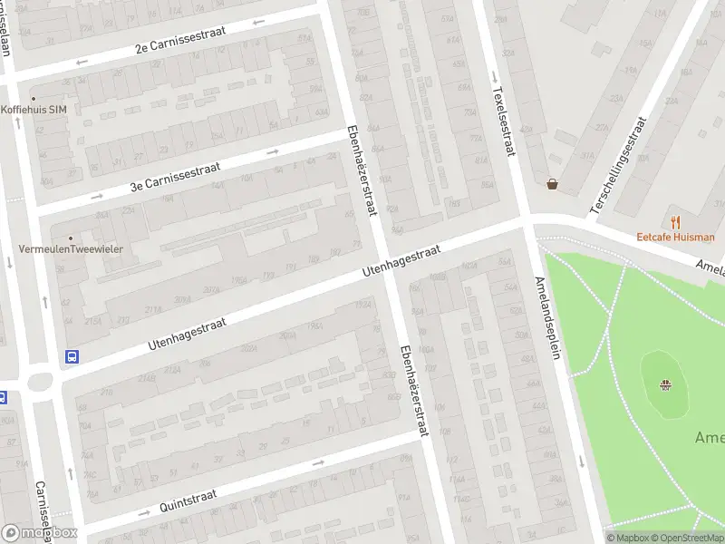 Ambulance met grote spoed naar de Ebenhaëzerstraat in Rotterdam
