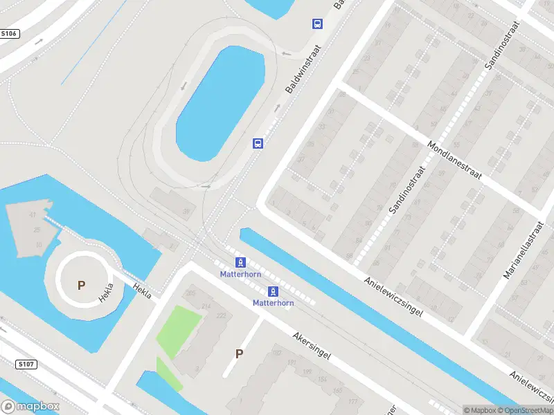 Politie met grote spoed naar de Anielewiczsingel in Amsterdam vanwege ongeval met letsel