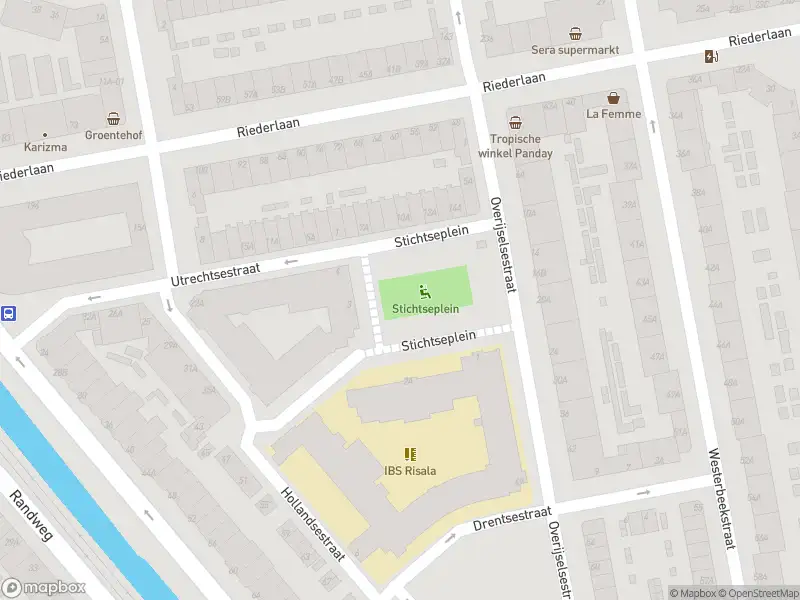 Ambulance met gepaste spoed naar de Stichtseplein in Rotterdam