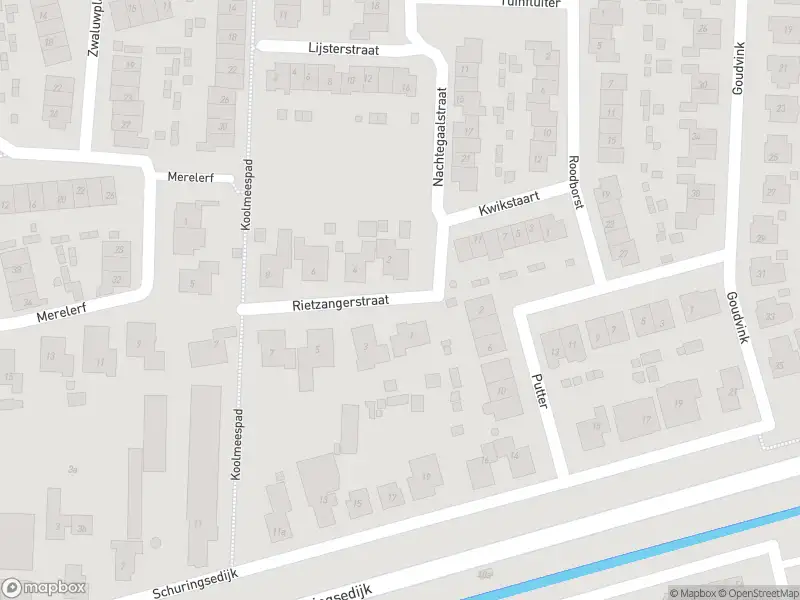 Ambulance met grote spoed naar de Rietzangerstraat in Numansdorp