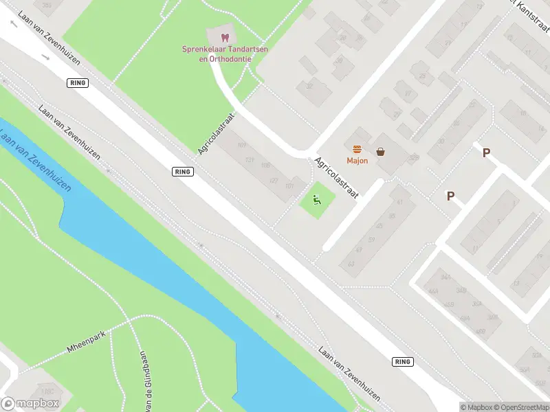 Politie naar de Sluisoordlaan in Apeldoorn vanwege aanrijding met letsel