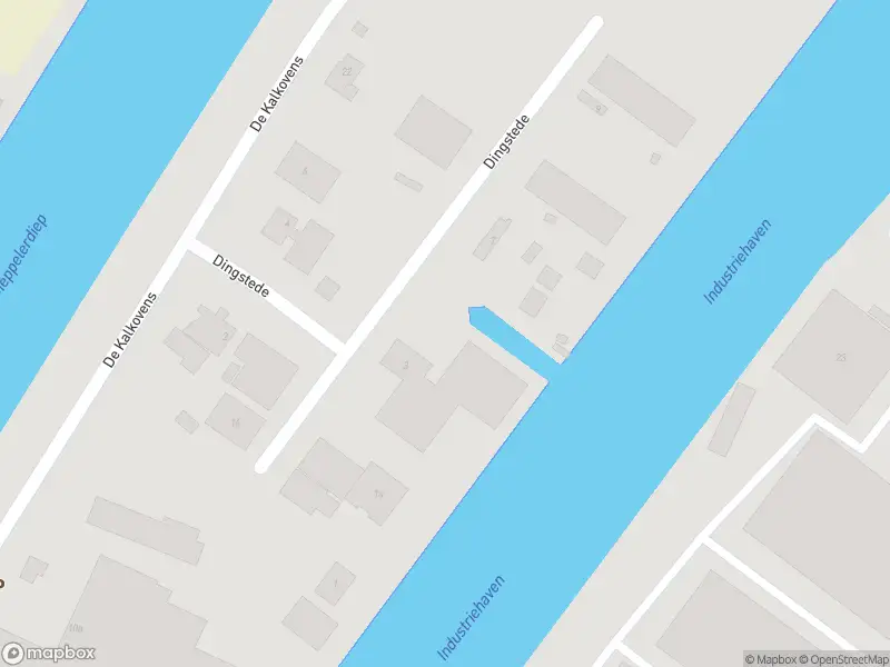 Brandweer met gepaste spoed naar de De Kalkovens in Zwartsluis vanwege middelgrote brand
