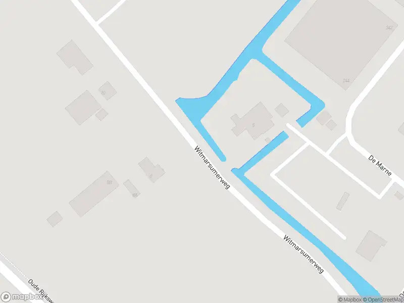 Brandweer met gepaste spoed naar de Witmarsumerweg in Bolsward vanwege gebouwbrand
