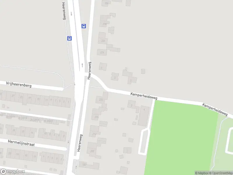 Brandweer met gepaste spoed naar de Kamperheideweg in Heerlen vanwege grote brand