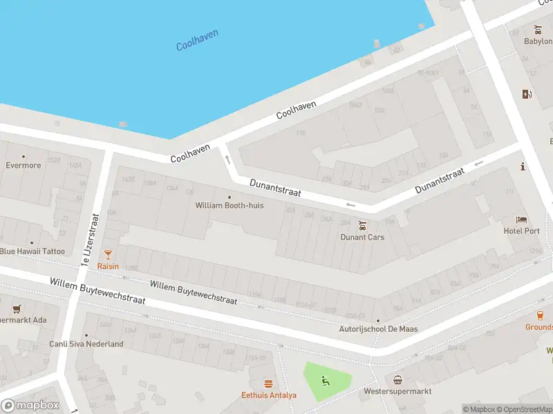 Ambulance met grote spoed naar de Dunantstraat in Rotterdam