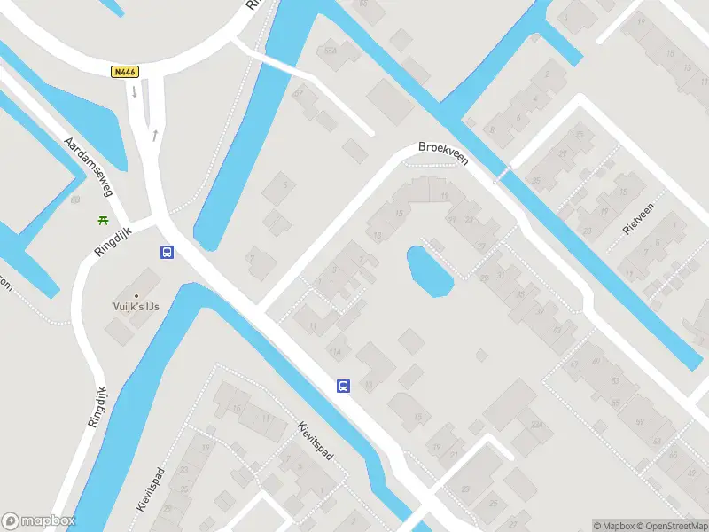 Ambulance met grote spoed naar de Broekveen in Ter Aar