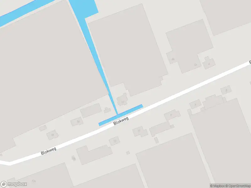 Ambulance met gepaste spoed naar de Blokweg in Pijnacker