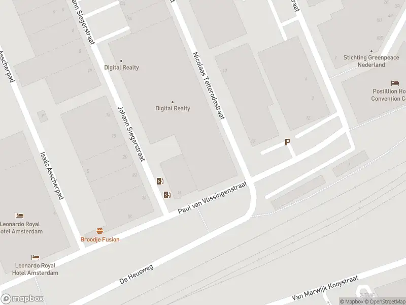 Brandweer met gepaste spoed naar de Paul van Vlissingenstraat in Amsterdam