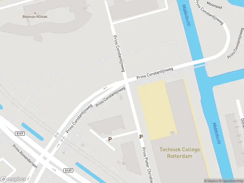 Brandweer met gepaste spoed naar de Prins Constantijnweg in Rotterdam vanwege een liftopsluiting