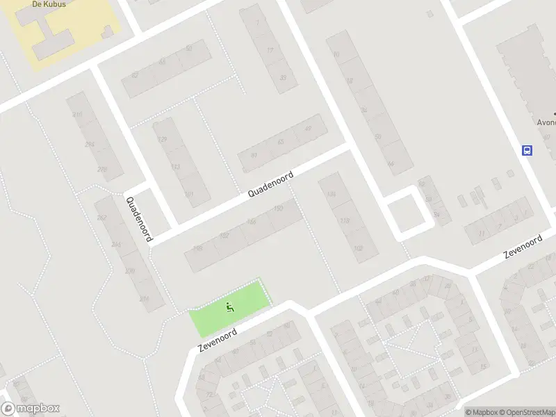 Ambulance met grote spoed naar de Quadenoord in Rotterdam