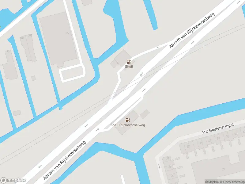 Ambulance met grote spoed naar de Abram van Rijckevorselplein in Capelle aan den IJssel