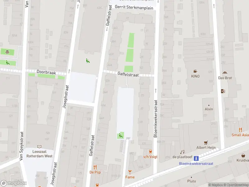 Brandweer met grote spoed naar de West-Kruiskade in Rotterdam