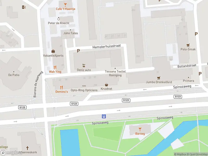 112 melding Ambulance met grote spoed naar de Spinozaweg in Rotterdam