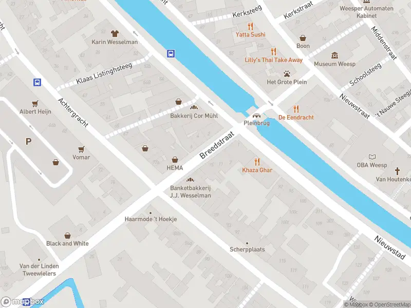 Politie met grote spoed naar de Breedstraat in Weesp vanwege ongeval met letsel
