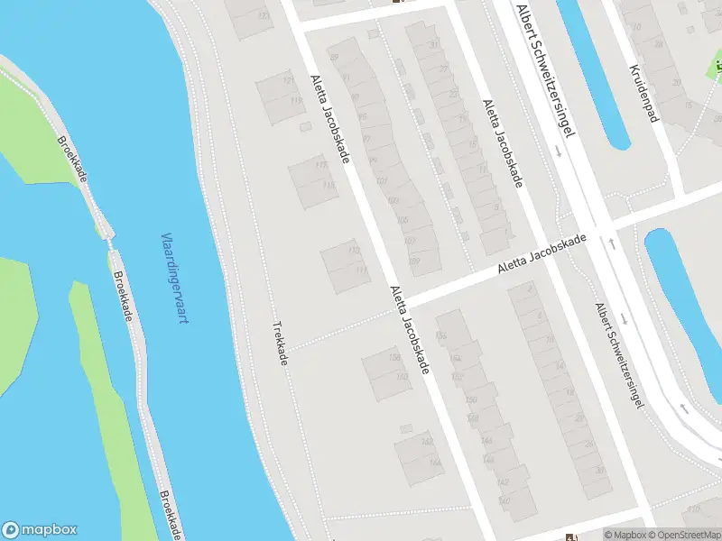 Ambulance met grote spoed naar de Aletta Jacobskade in Vlaardingen