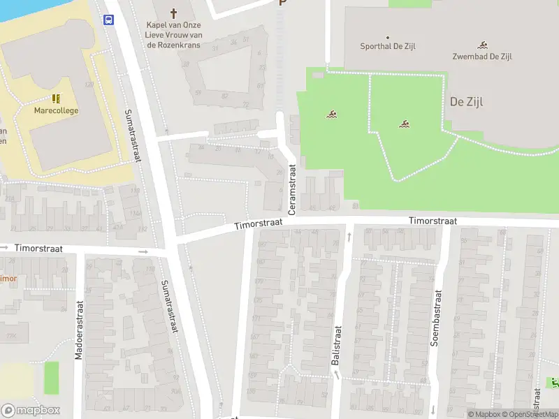 Ambulance met gepaste spoed naar de Ceramstraat in Leiden