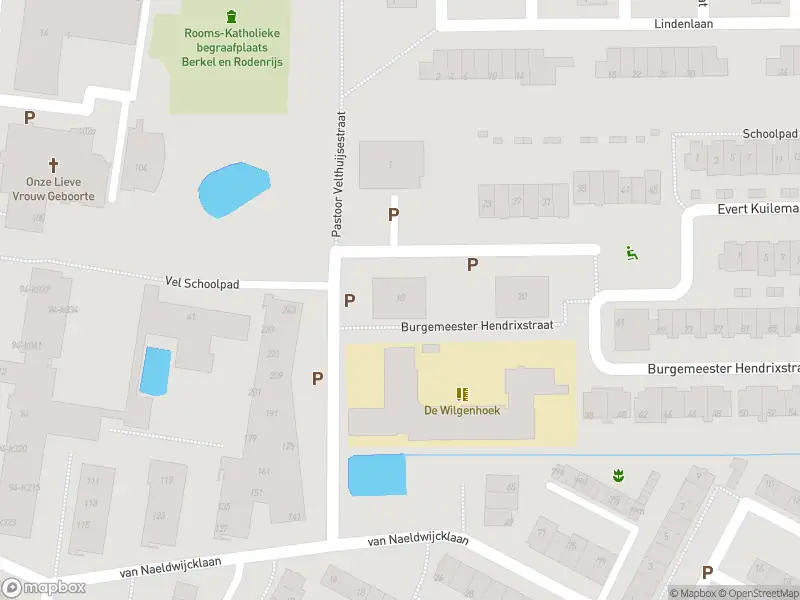 Ambulance met gepaste spoed naar de Burgemeester Hendrixstraat in Berkel en Rodenrijs