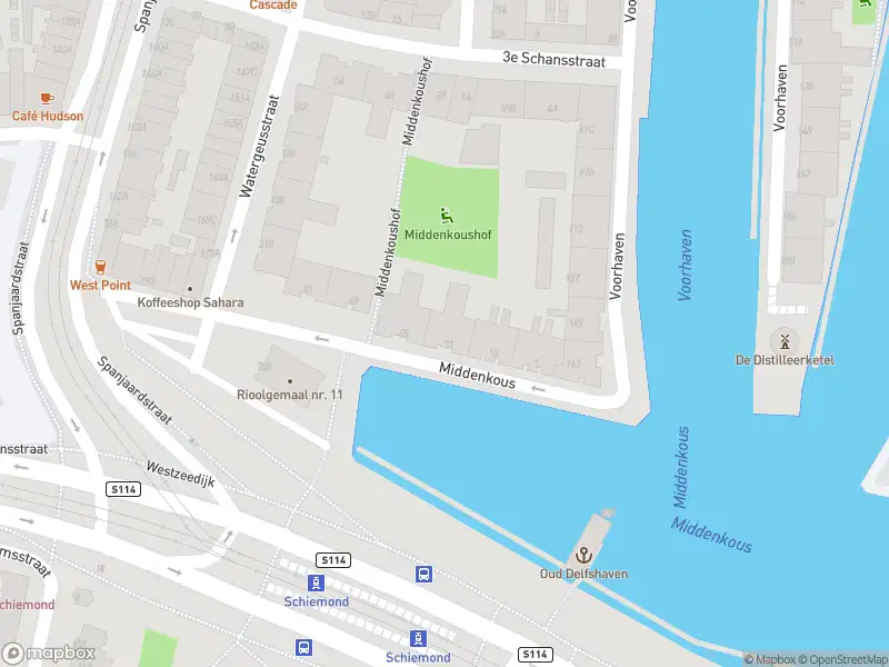 Ambulance met grote spoed naar de Voorhaven in Rotterdam