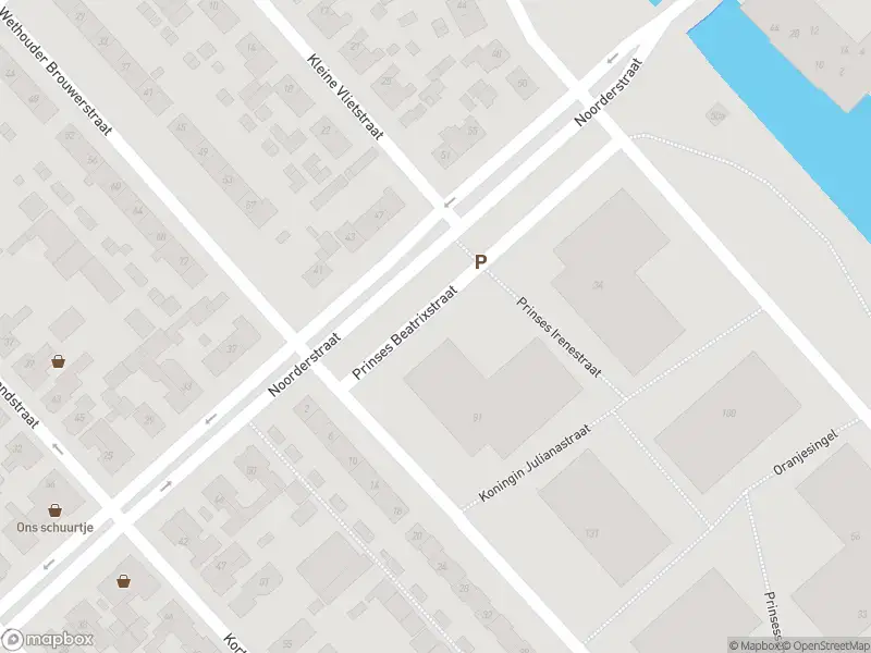 Ambulance met gepaste spoed naar de Noorderstraat in Krimpen aan den IJssel