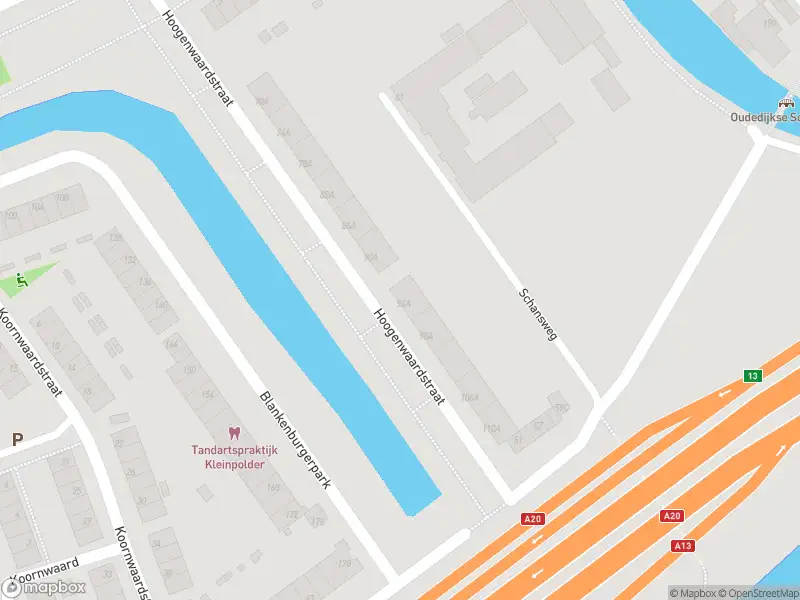 Ambulance met grote spoed naar de Hoogenwaardstraat in Rotterdam