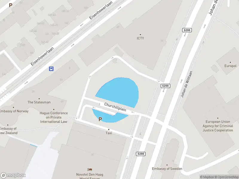 112 melding Brandweer met grote spoed naar de Churchillplein in 's-Gravenhage vanwege afgaan automatisch brandalarm